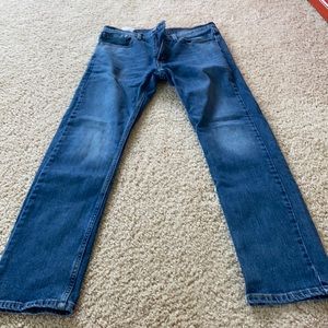 Men’s Levi’s 513 Jeans